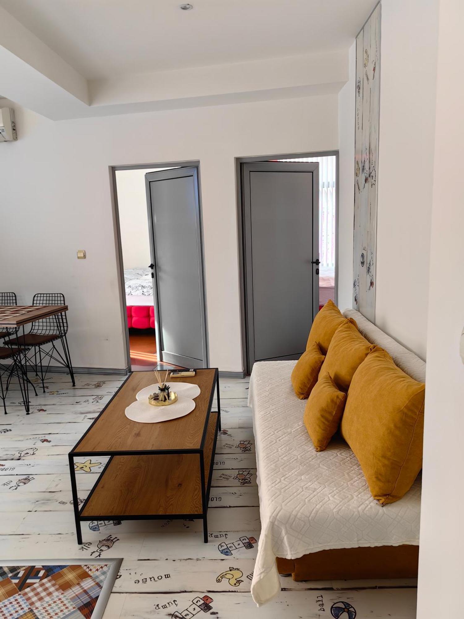 2 Bedrooms Apartment. Φιλιππούπολη Εξωτερικό φωτογραφία